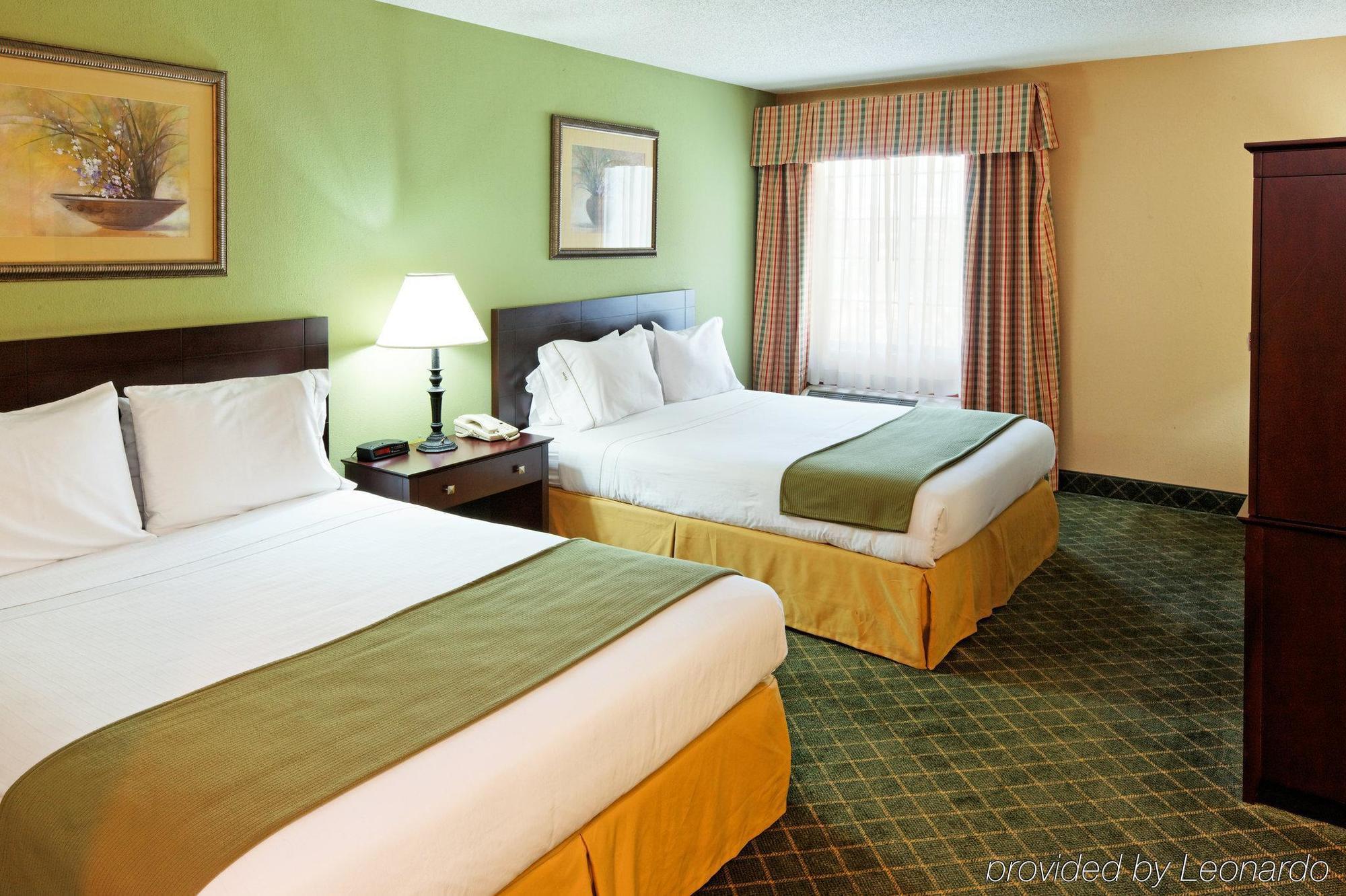 Holiday Inn Express Henderson By Ihg Bagian luar foto