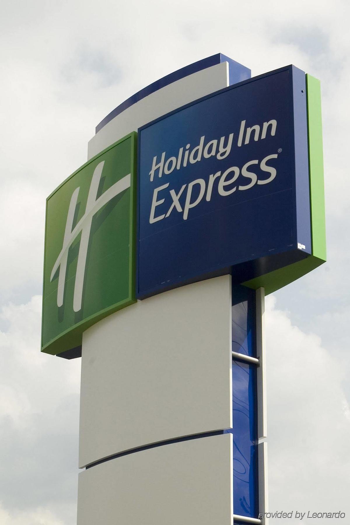 Holiday Inn Express Henderson By Ihg Bagian luar foto